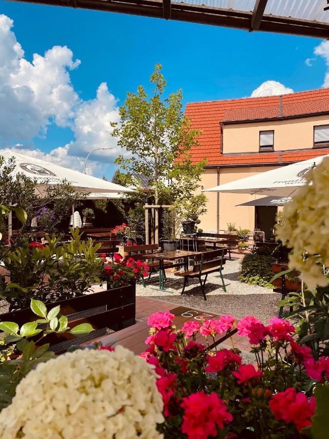Landgasthof Zur Sonne Dillingen an der Donau Exterior photo